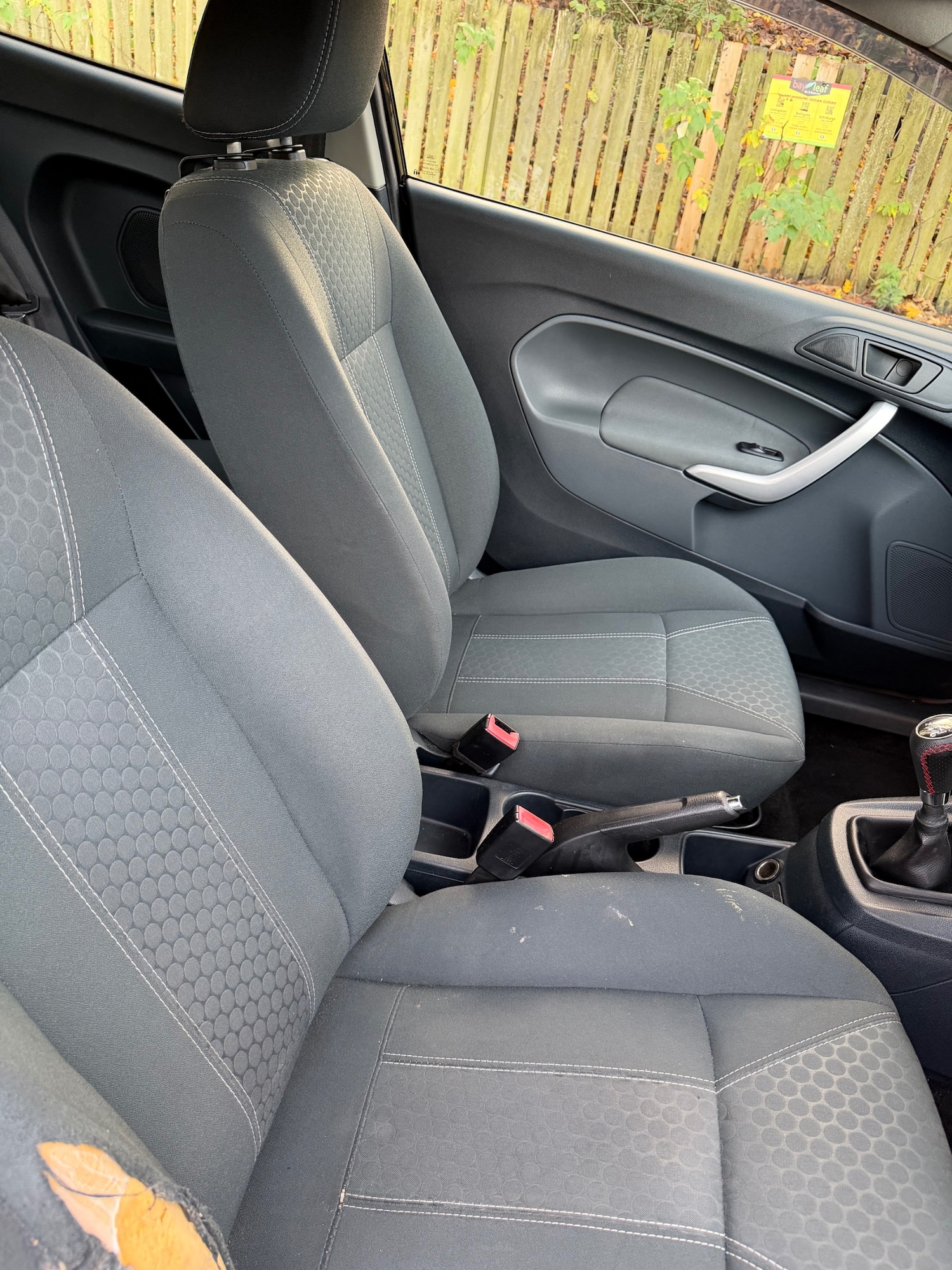 Used Ford Fiesta 2010 for sale - 76536304: Photo 6