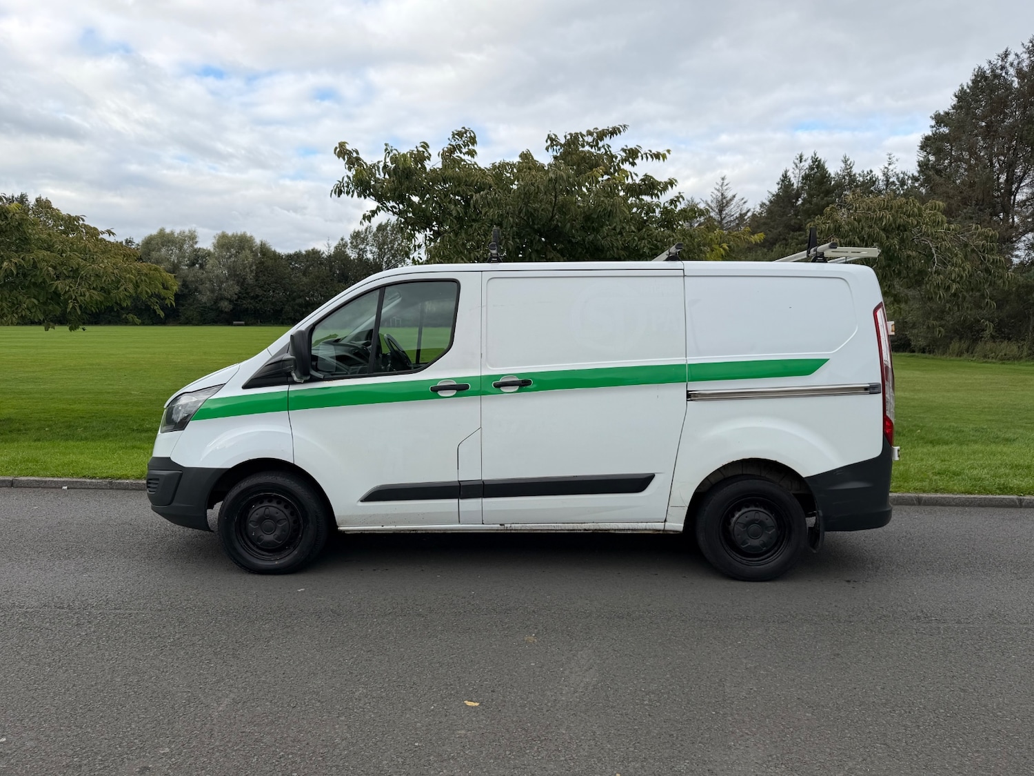 Used Ford Transit Custom 2015 for sale - 76471374: Photo 4