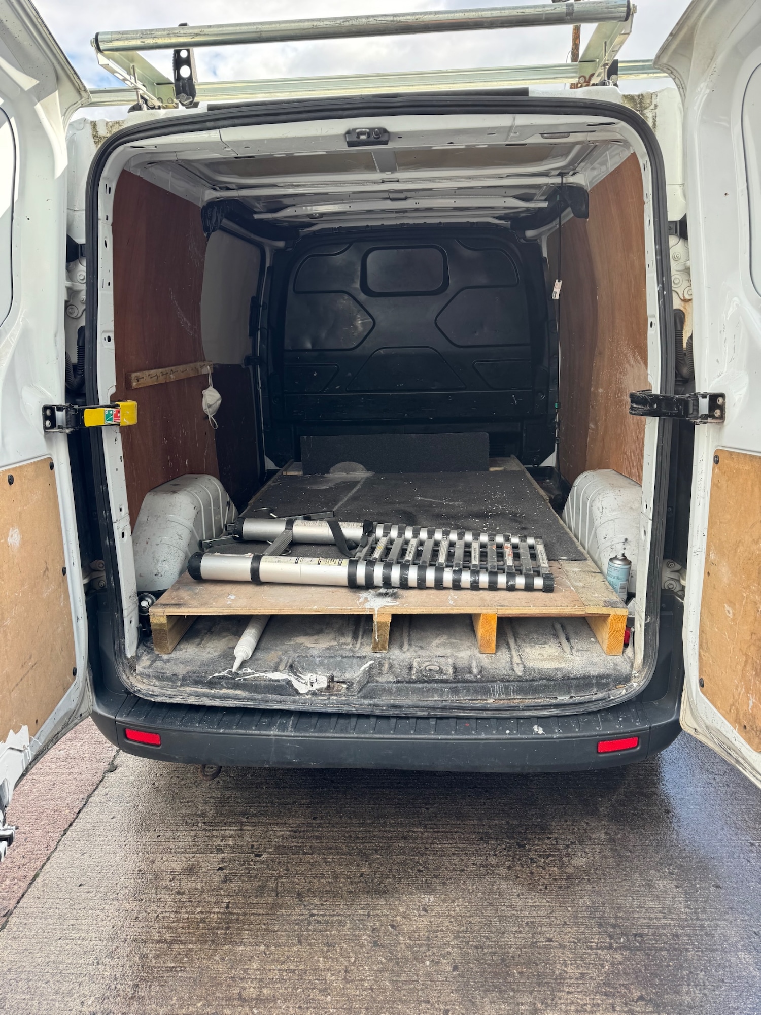 Used Ford Transit Custom 2015 for sale - 76471374: Photo 9