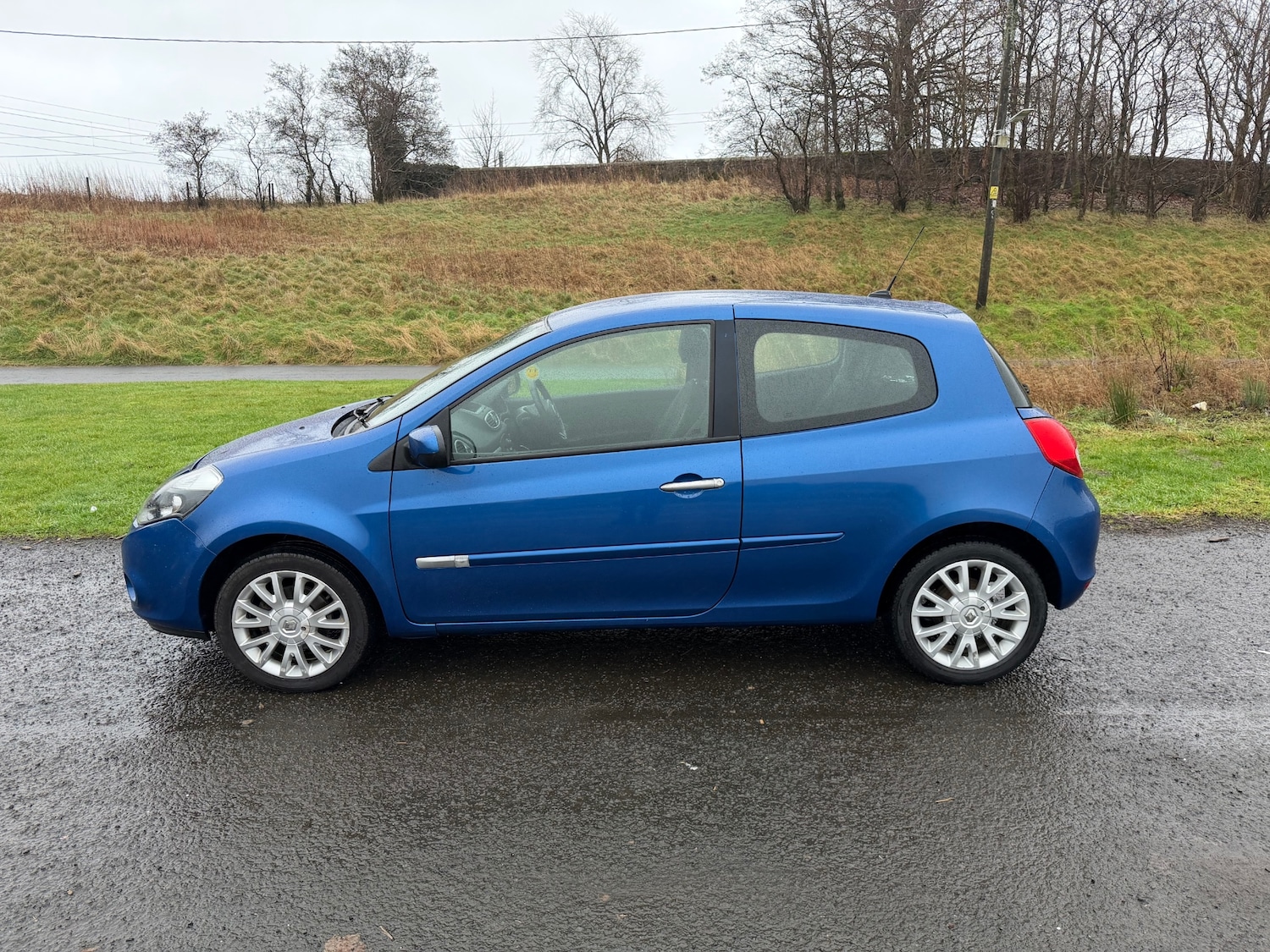 Used Renault Clio 2010 for sale - 76974678: Photo 4