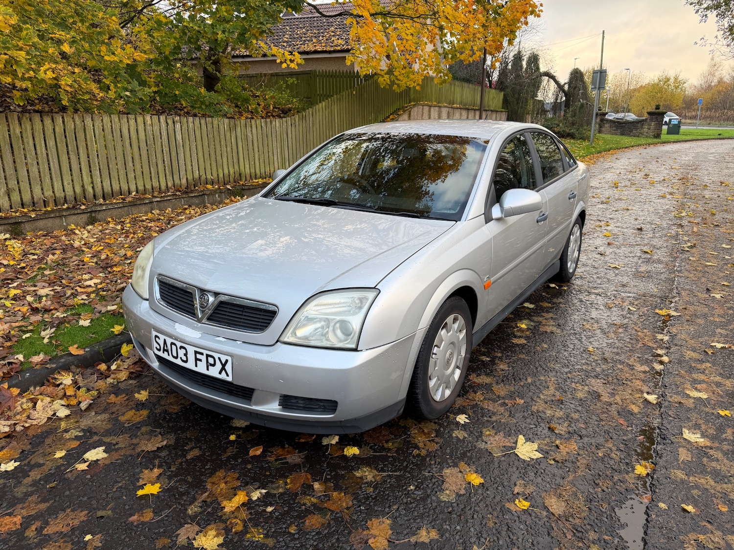 Used Vauxhall Vectra 2003 for sale - 76493821: Photo 2