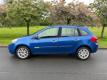 Used Renault Clio 2010 for sale - 79495658: Photo
