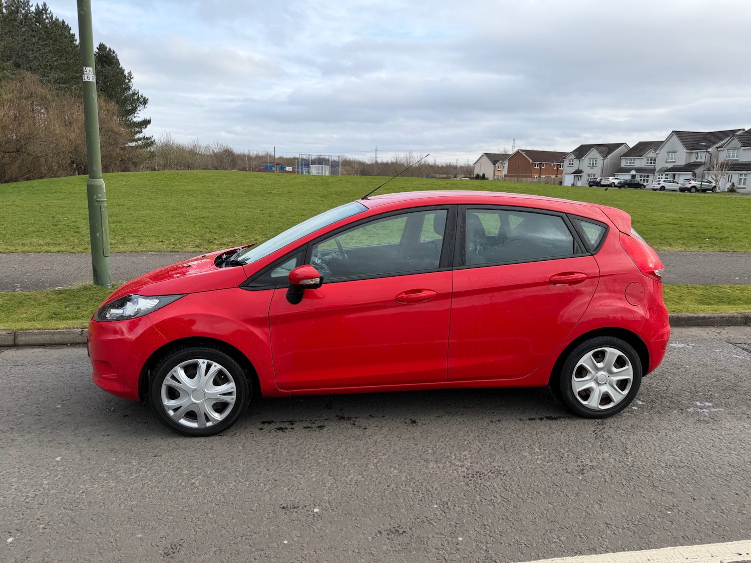 Used Ford Fiesta 2010 for sale - 77636903: Photo 4