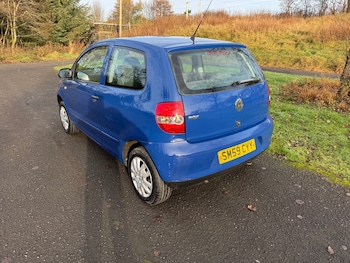 Used Volkswagen Fox 2009 for sale - 77885635: Photo