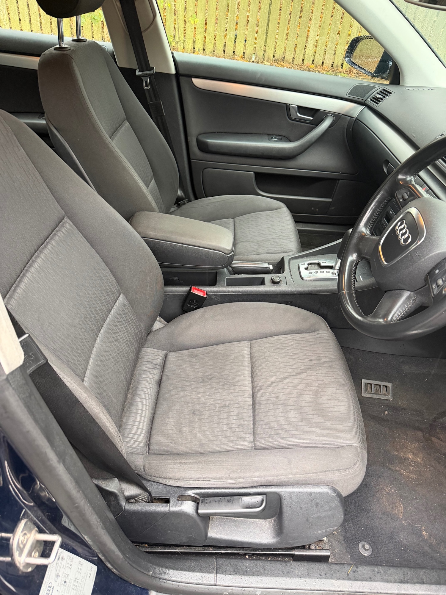 Used Audi A4 2005 for sale - 76618793: Photo 8