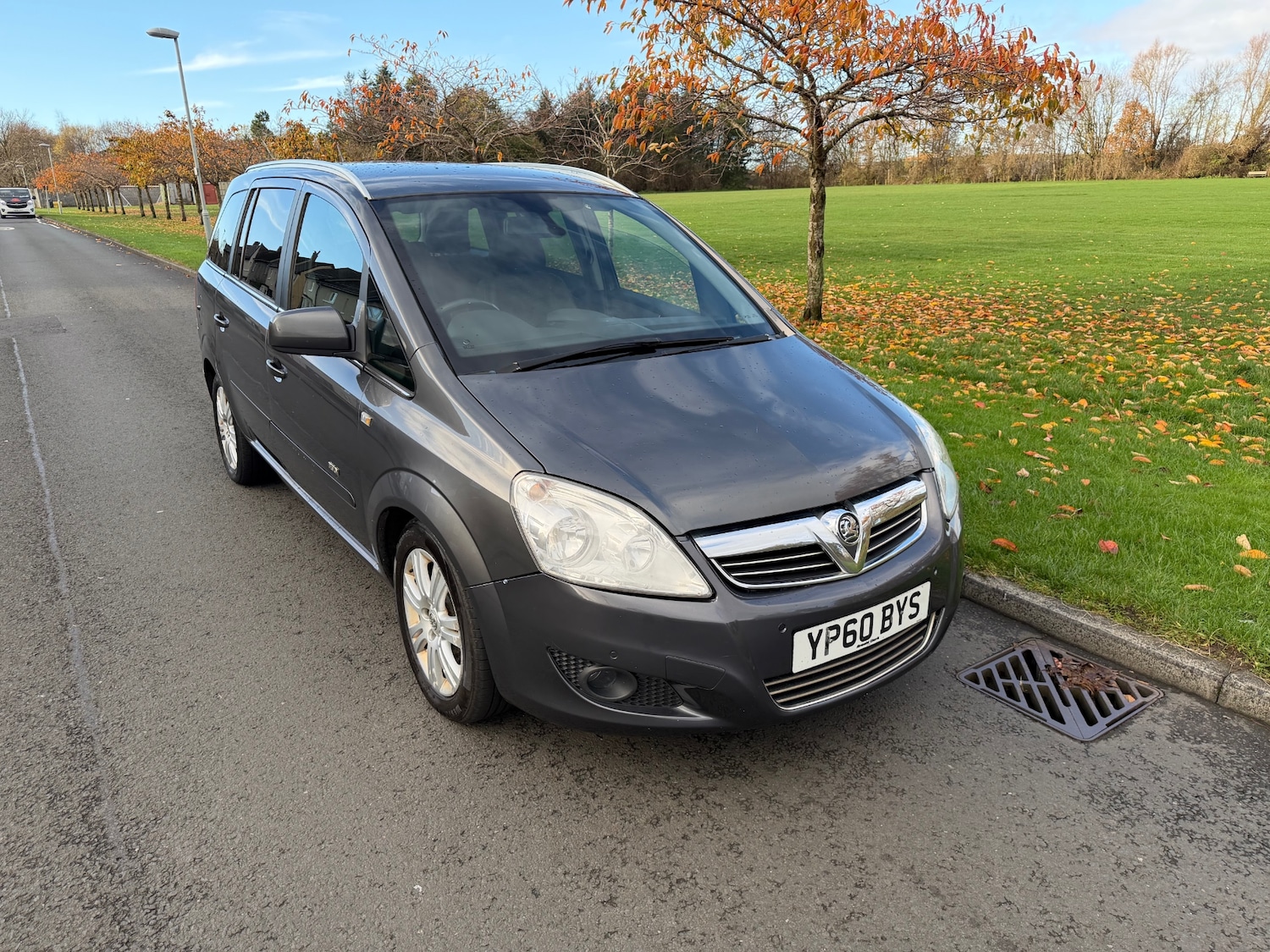 Used Vauxhall Zafira 2010 for sale - 76649654: Photo 1