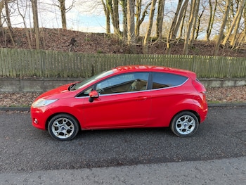 Used Ford Fiesta 2012 for sale - 77055053: Photo