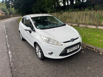 Used Ford Fiesta 2010 for sale - 75975735: Photo