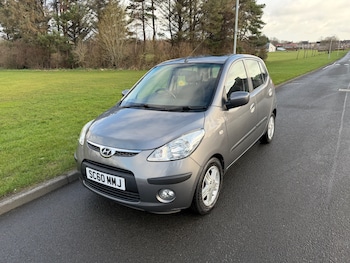 Used Hyundai i10 2011 for sale - 77701971: Photo