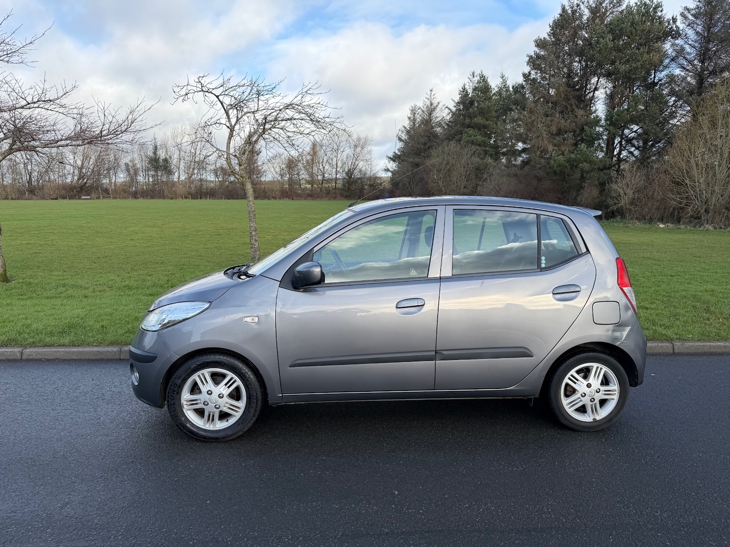Used Hyundai i10 2011 for sale - 77701971: Photo 4