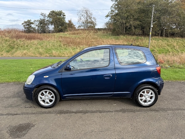 Used Toyota Yaris 2003 for sale - 76220397: Photo 4