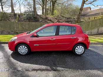 Used Renault Clio 2011 for sale - 78201201: Photo