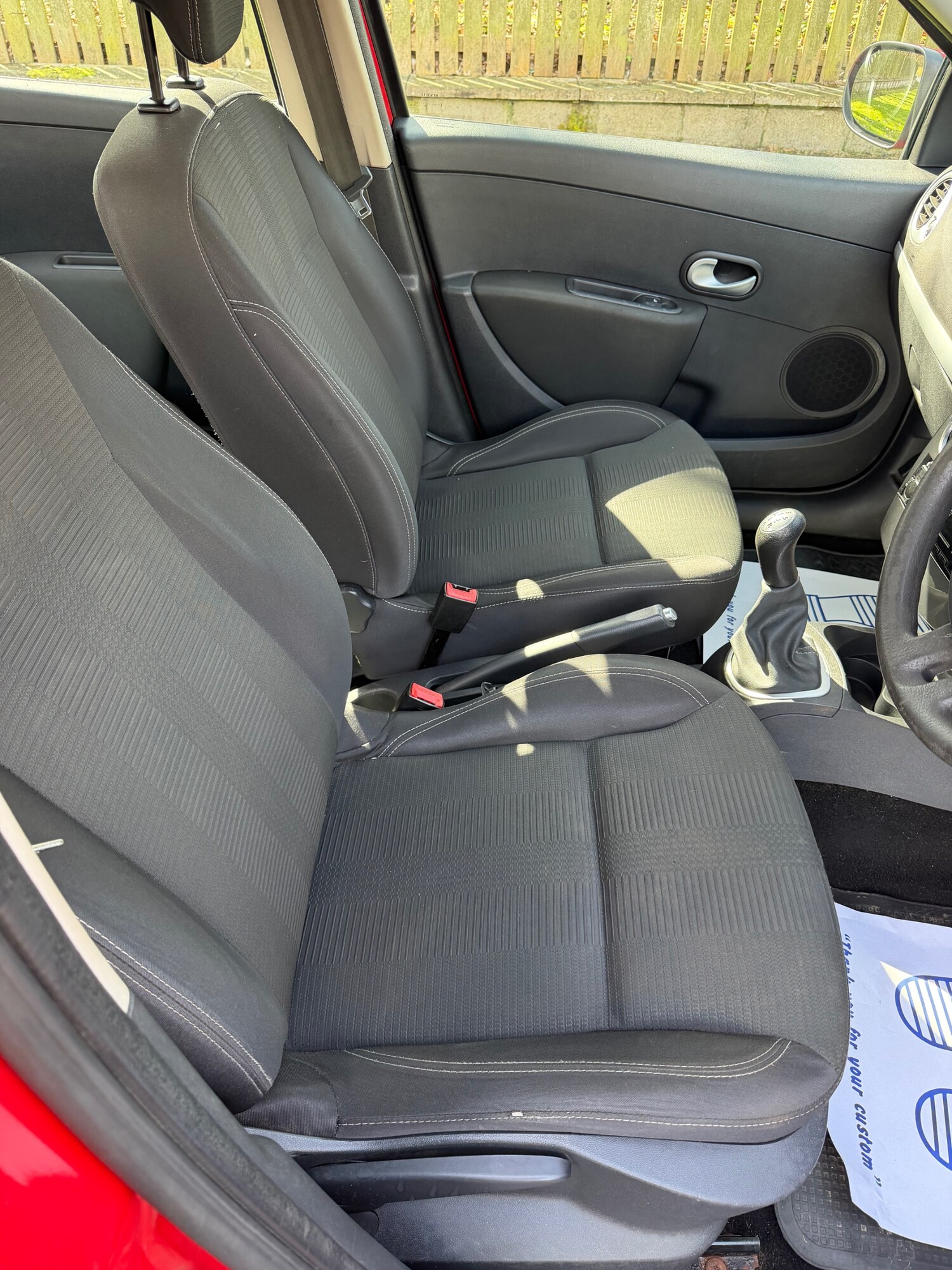 Used Renault Clio 2011 for sale - 78201201: Photo 9