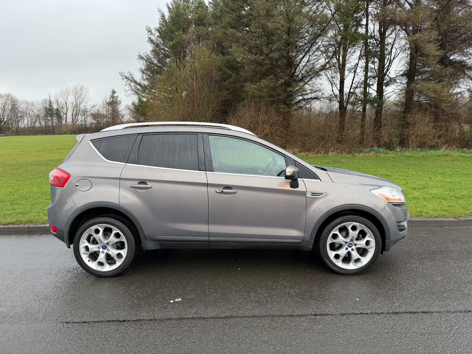 Used Ford Kuga 2012 for sale - 77682053: Photo 3