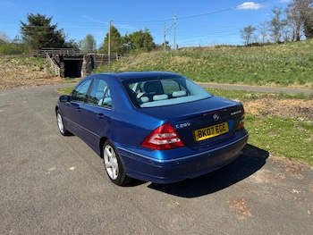 Used Mercedes-Benz C-Class 2007 for sale - 75685497: Photo
