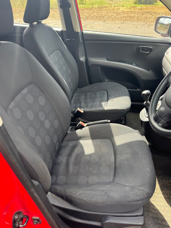 Used Hyundai i10 2010 for sale - 74702852: Photo 7