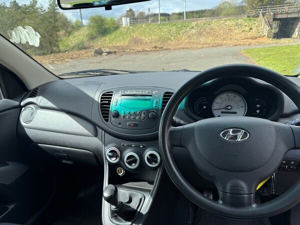 Used Hyundai i10 2010 for sale - 74702852: Photo 8