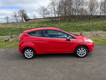 Used Ford Fiesta 2010 for sale - 79519877: Photo