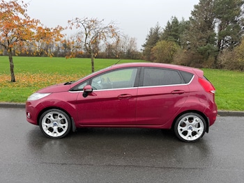 Used Ford Fiesta 2011 for sale - 76699709: Photo
