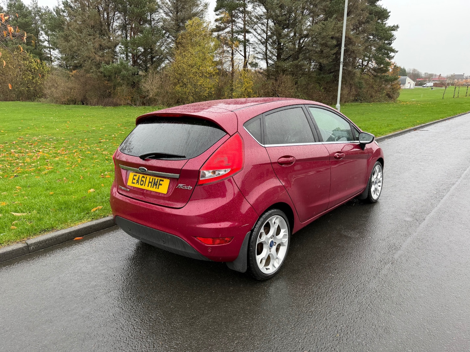 Used Ford Fiesta 2011 for sale - 76699709: Photo 5