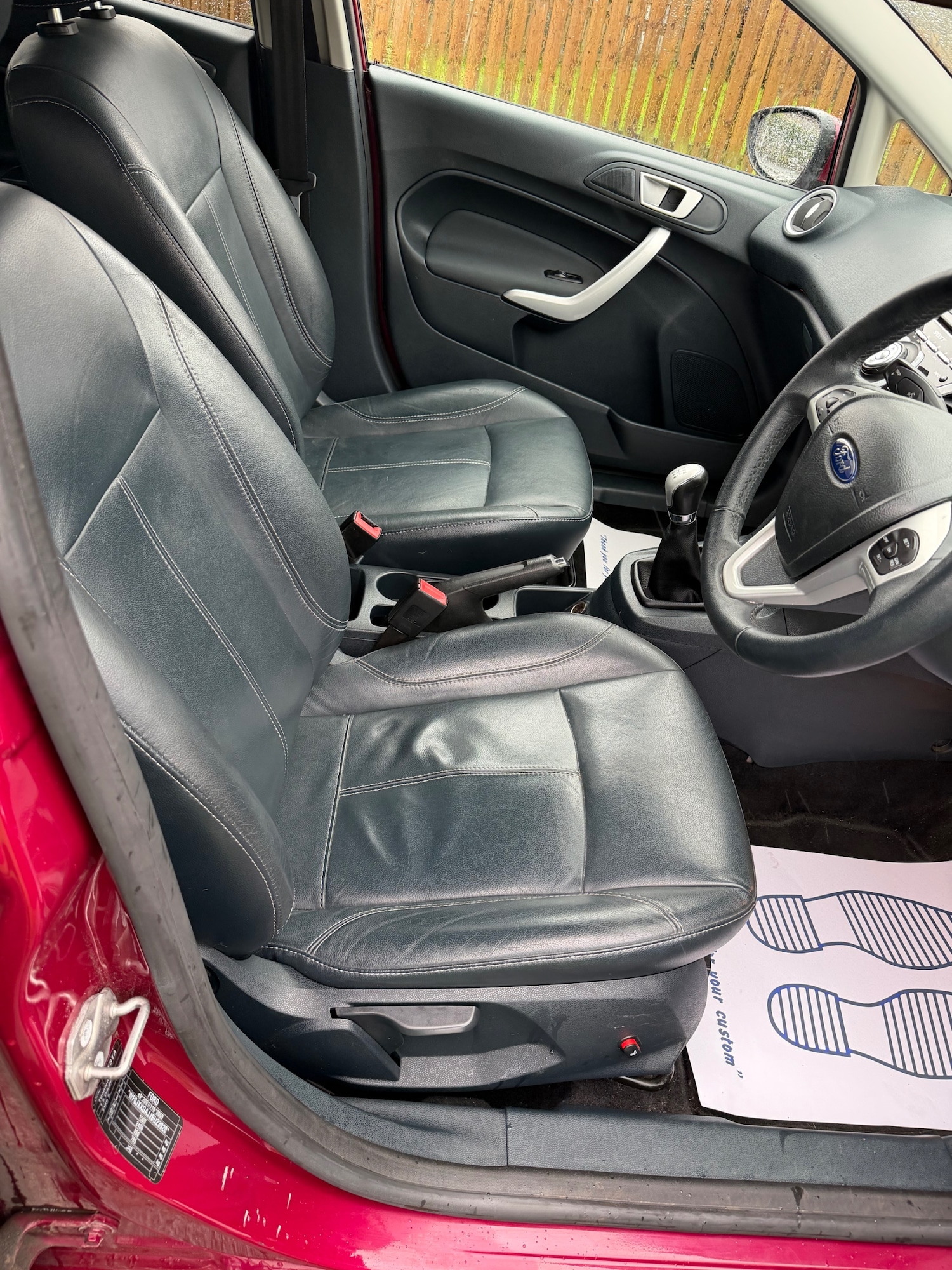 Used Ford Fiesta 2011 for sale - 76699709: Photo 8