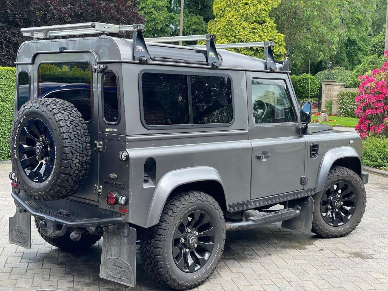 Used Land Rover Defender 2009 for sale - 77519275: Photo 5