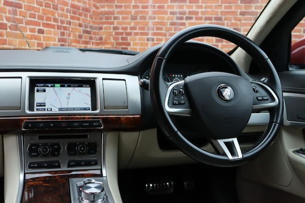Used Jaguar XF 2013 for sale - 76279507: Photo 29