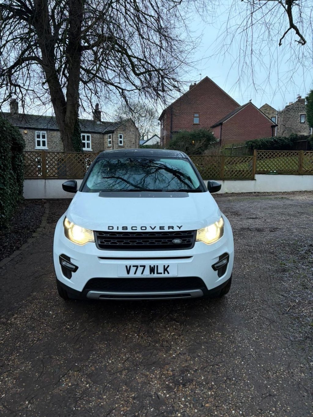 Used Land Rover Discovery Sport 2015 for sale - 77384343: Photo 3