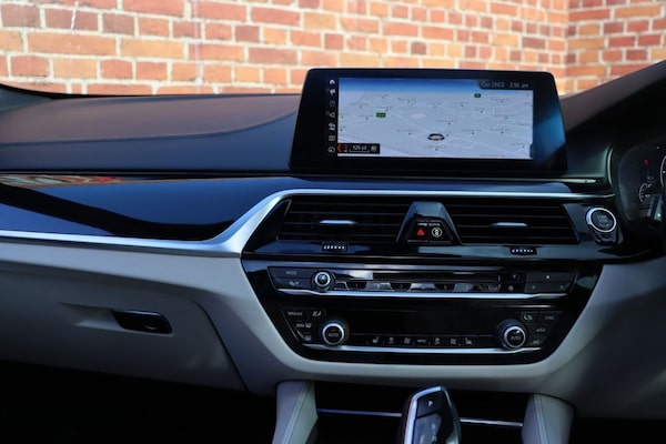 Used BMW 5 Series 2018 for sale - 76105760: Photo 25