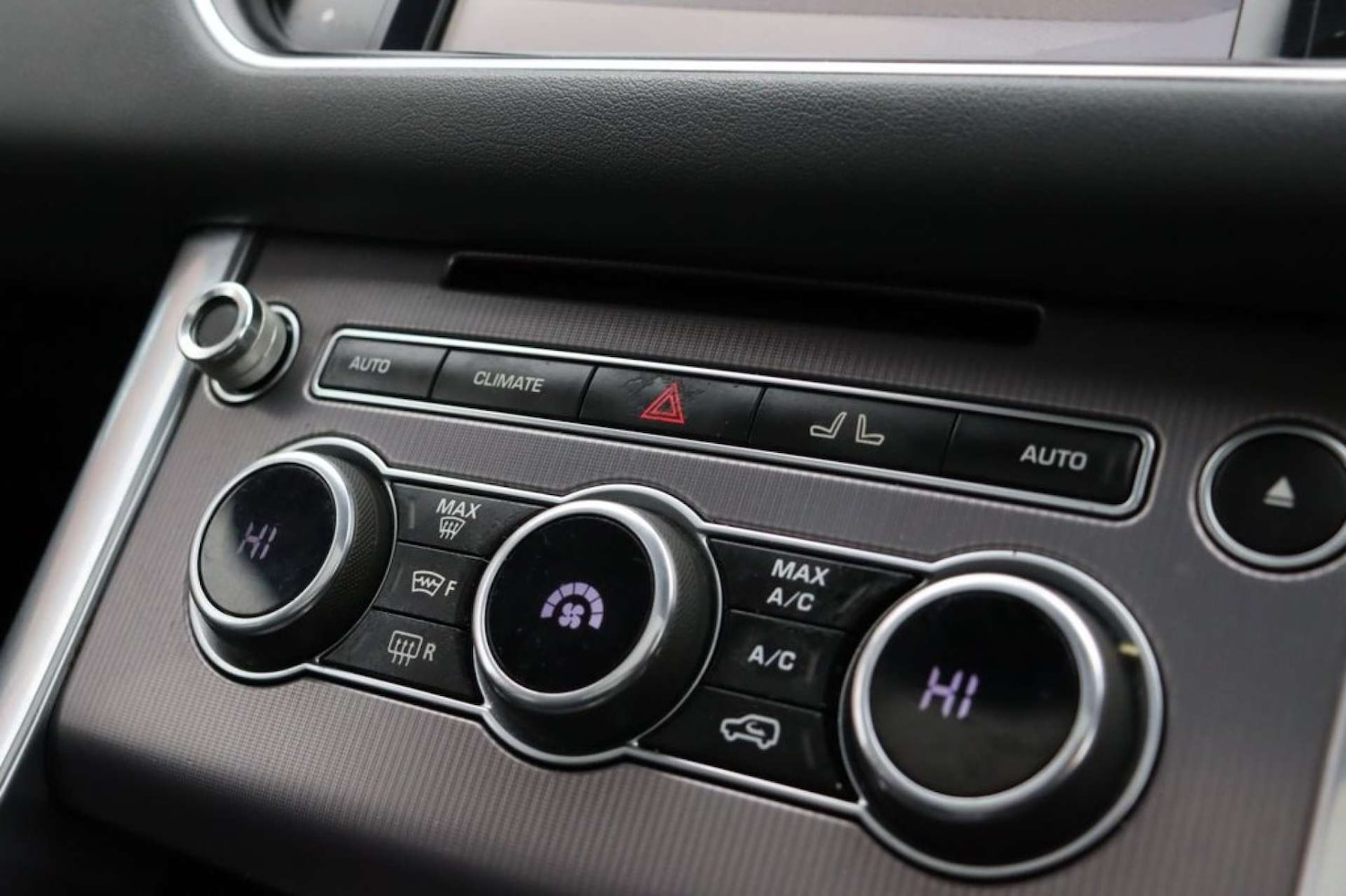 Used Land Rover Range Rover Sport 2014 for sale - 77635555: Photo 10