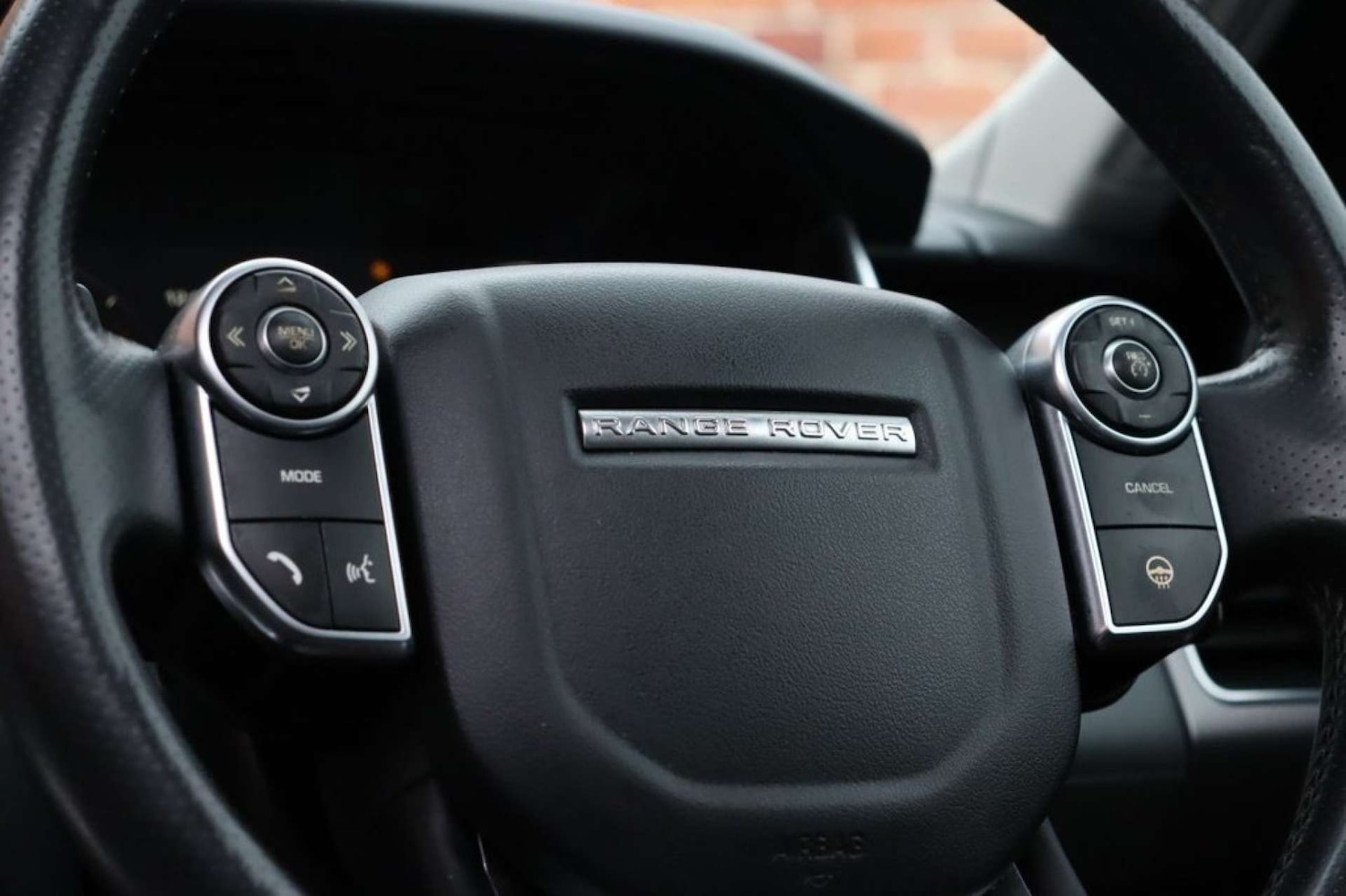 Used Land Rover Range Rover Sport 2014 for sale - 77635555: Photo 17