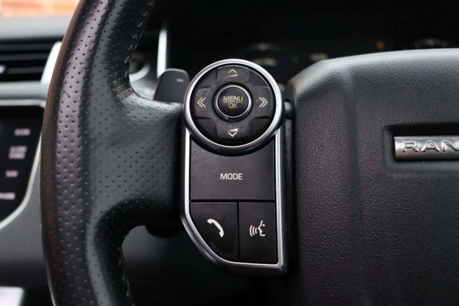 Used Land Rover Range Rover Sport 2014 for sale - 77635555: Photo 18