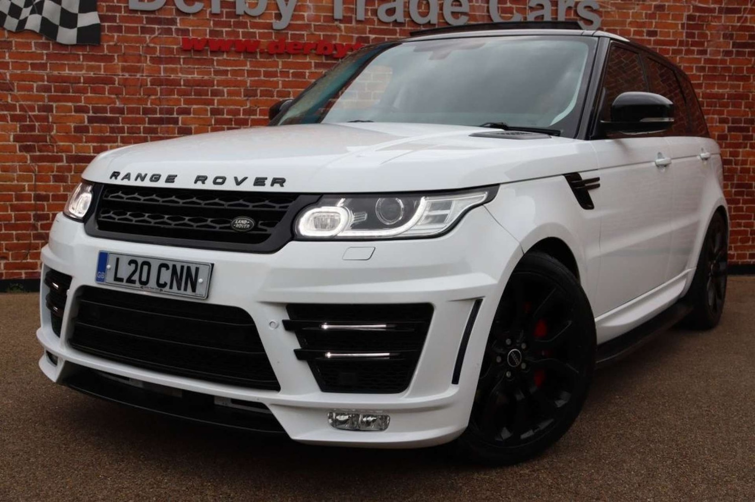Used Land Rover Range Rover Sport 2014 for sale - 77635555: Photo 2