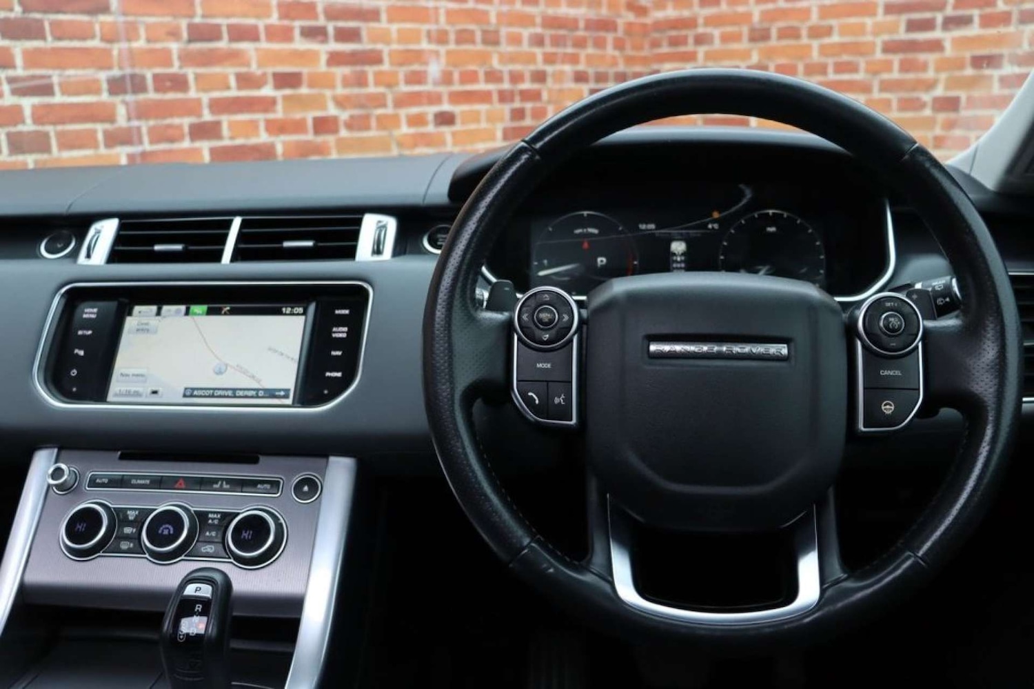 Used Land Rover Range Rover Sport 2014 for sale - 77635555: Photo 3