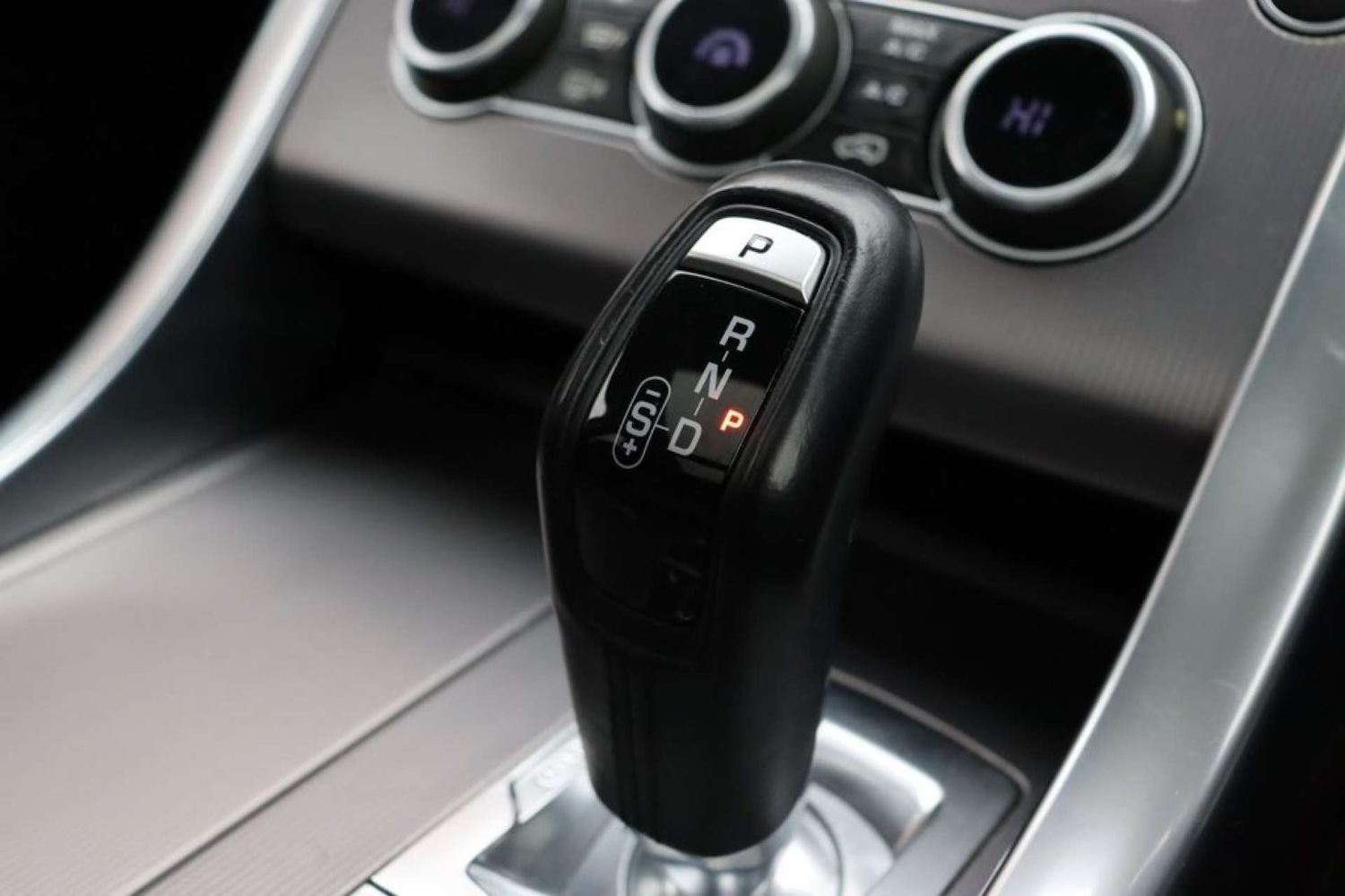 Used Land Rover Range Rover Sport 2014 for sale - 77635555: Photo 9