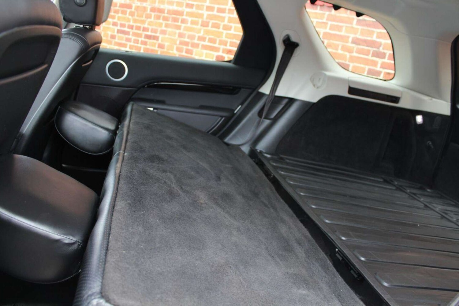 Used Land Rover Discovery 2019 for sale - 77523412: Photo 12