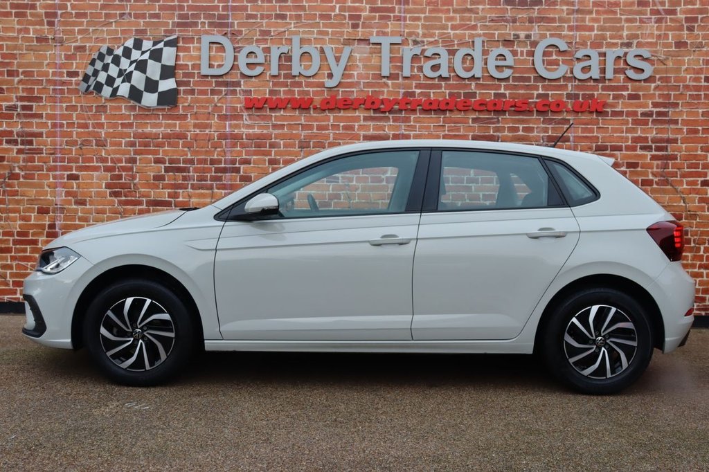 Used Volkswagen Polo 2023 for sale - 77096444: Photo 2