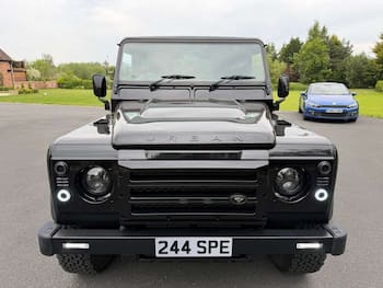 Used Land Rover Defender 90 2014 for sale - 79620762: Photo