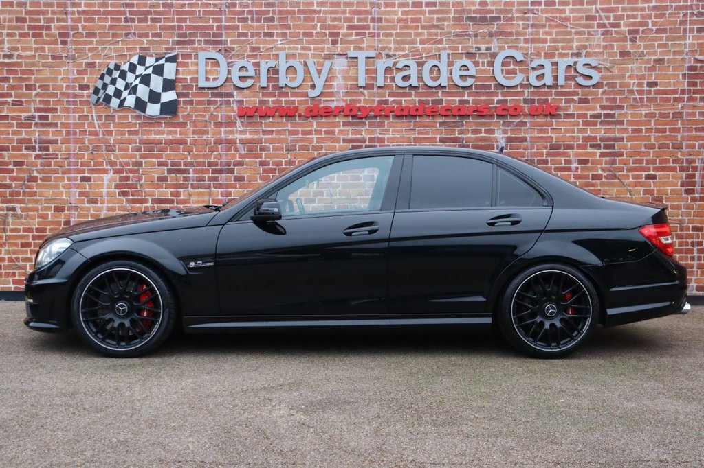 Used Mercedes-Benz C Class 2011 for sale - 77199859: Photo 2