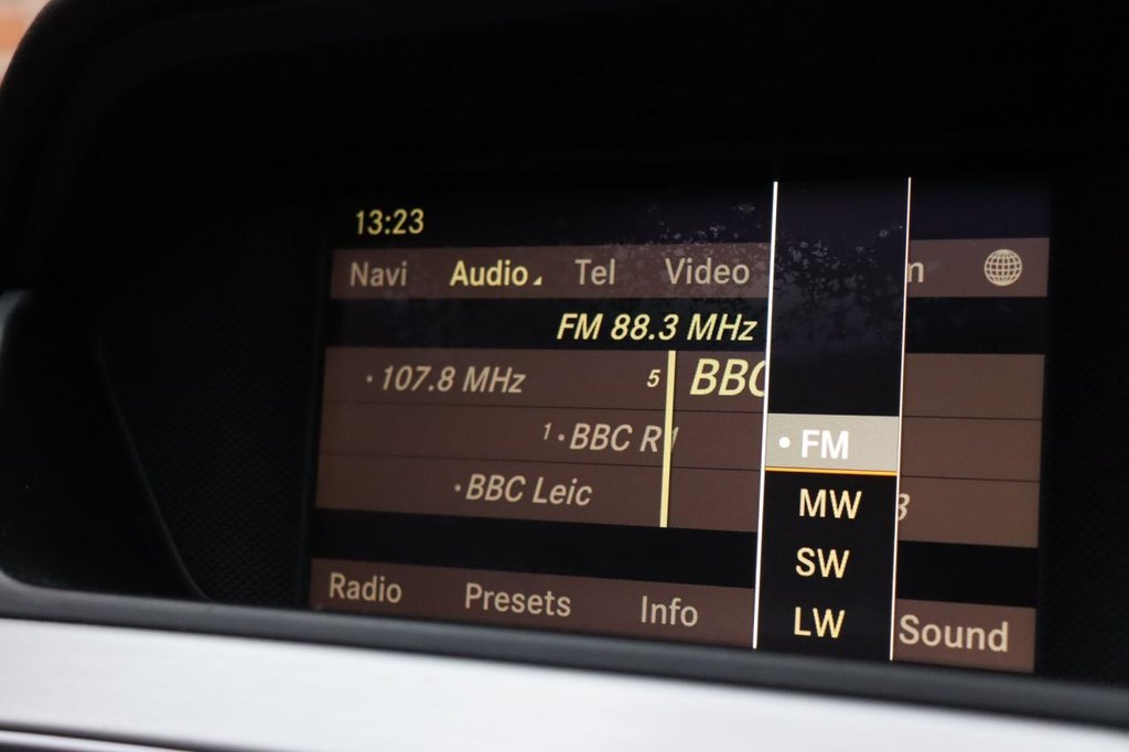 Used Mercedes-Benz C Class 2011 for sale - 77199859: Photo 38