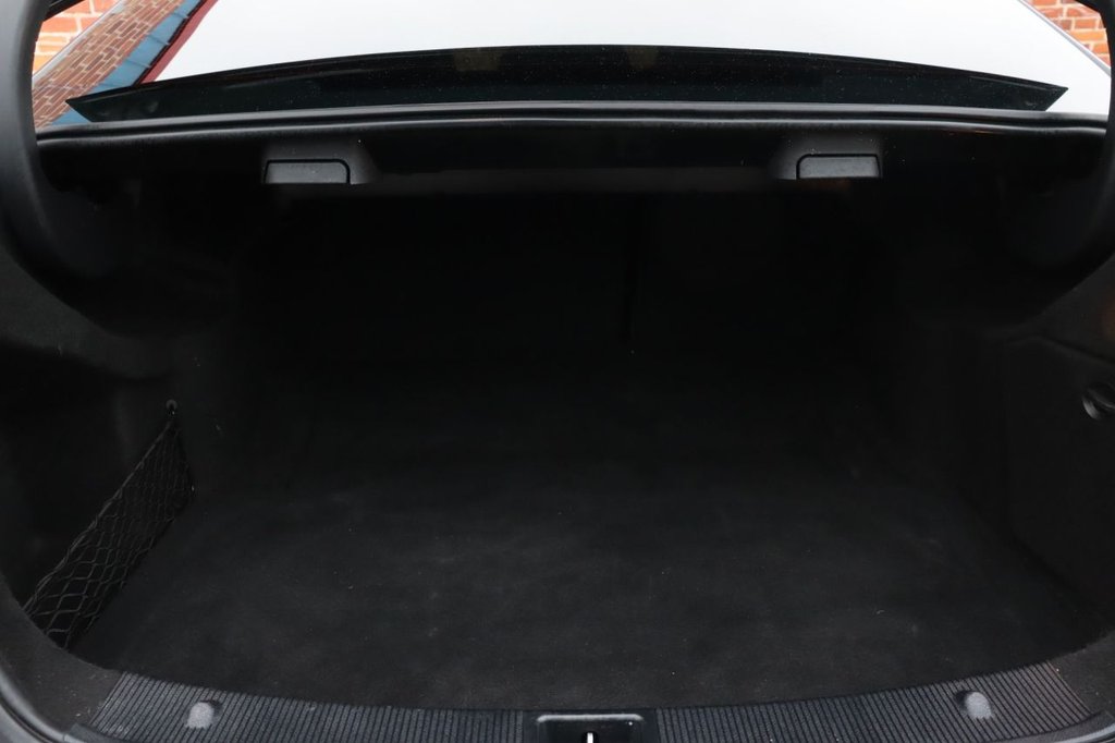 Used Mercedes-Benz C Class 2011 for sale - 77199859: Photo 39