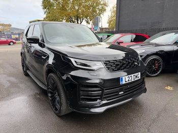 Used Land Rover Discovery 2023 for sale - 76520505: Photo