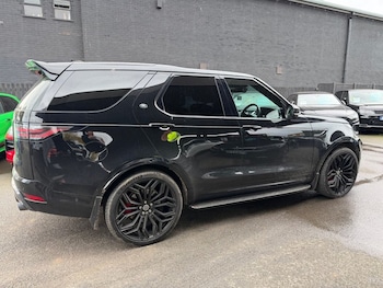 Used Land Rover Discovery 2023 for sale - 76520505: Photo