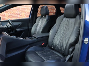 Used Peugeot 3008 2020 for sale - 76430111: Photo