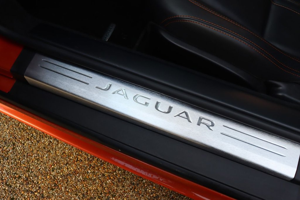 Used Jaguar F-Type 2014 for sale - 77187910: Photo 30