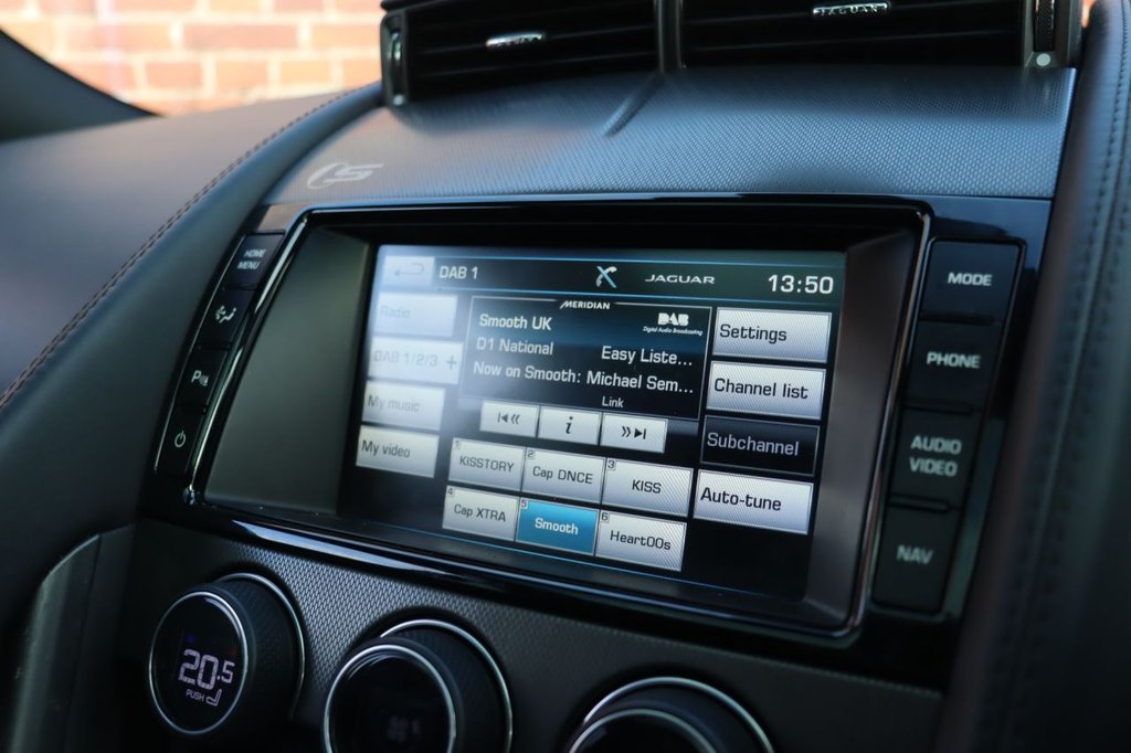 Used Jaguar F-Type 2014 for sale - 77187910: Photo 43