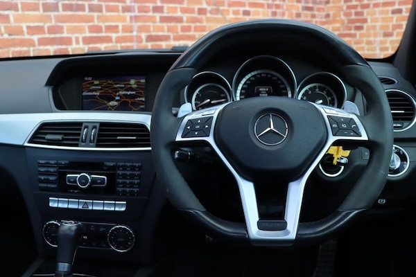 Used Mercedes-Benz C-Class 2013 for sale - 76019141: Photo 2