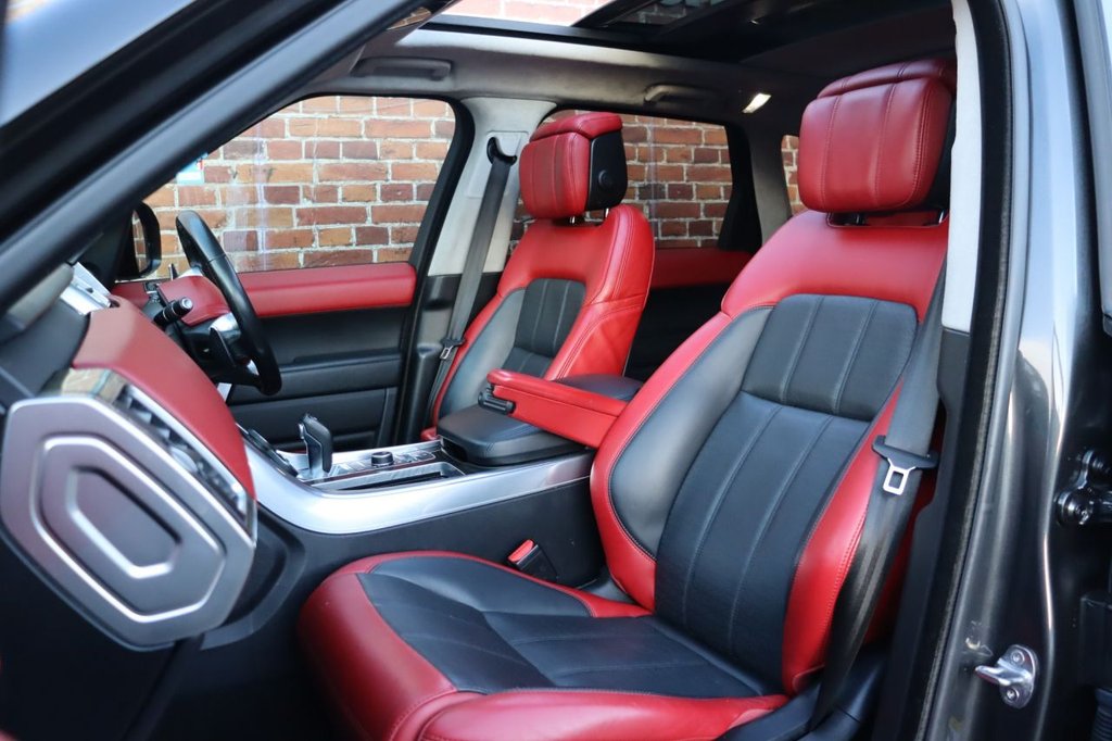 Used Land Rover Range Rover Sport 2018 for sale - 77226636: Photo 2