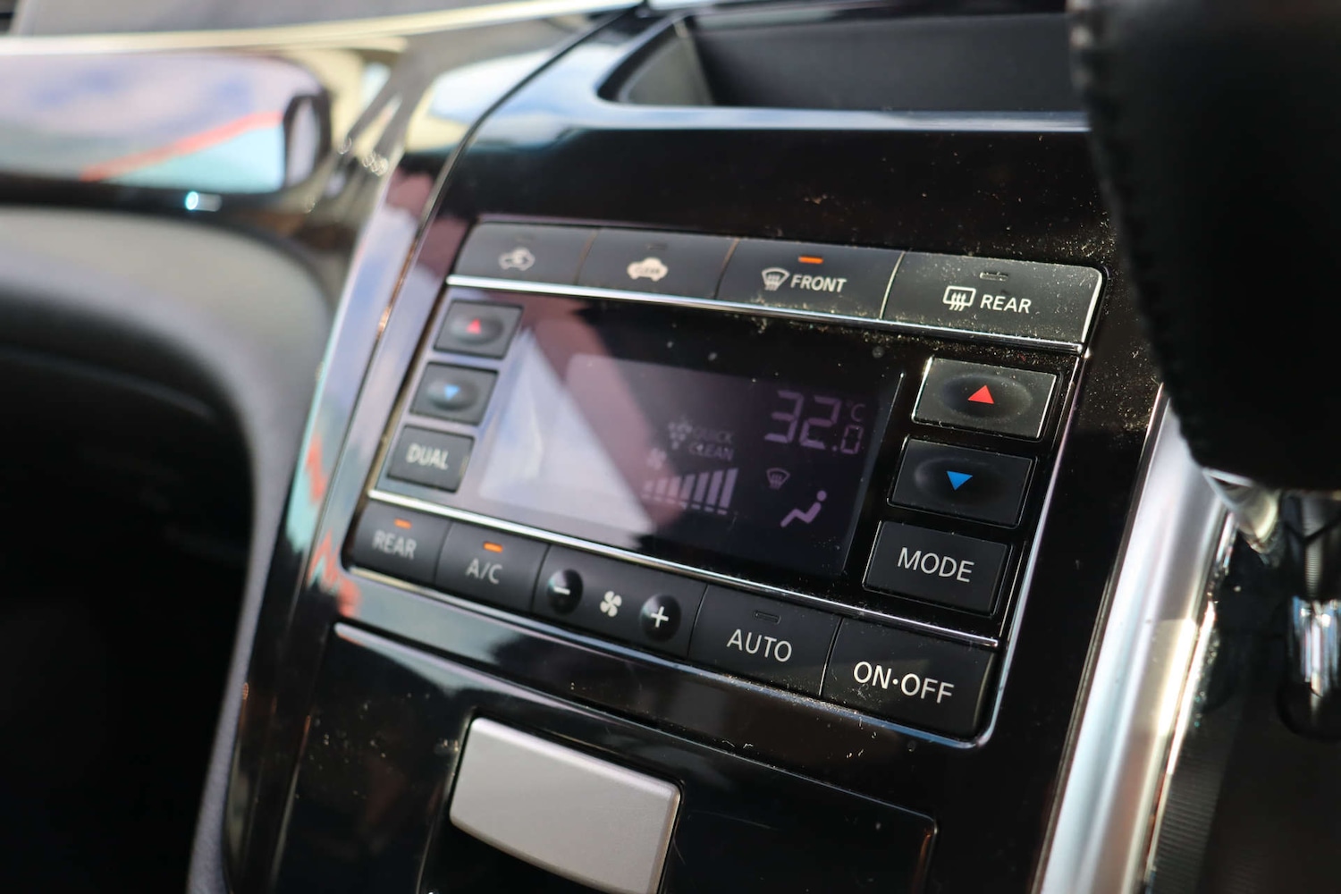 Used Nissan Elgrand 2023 for sale - 77554952: Photo 20