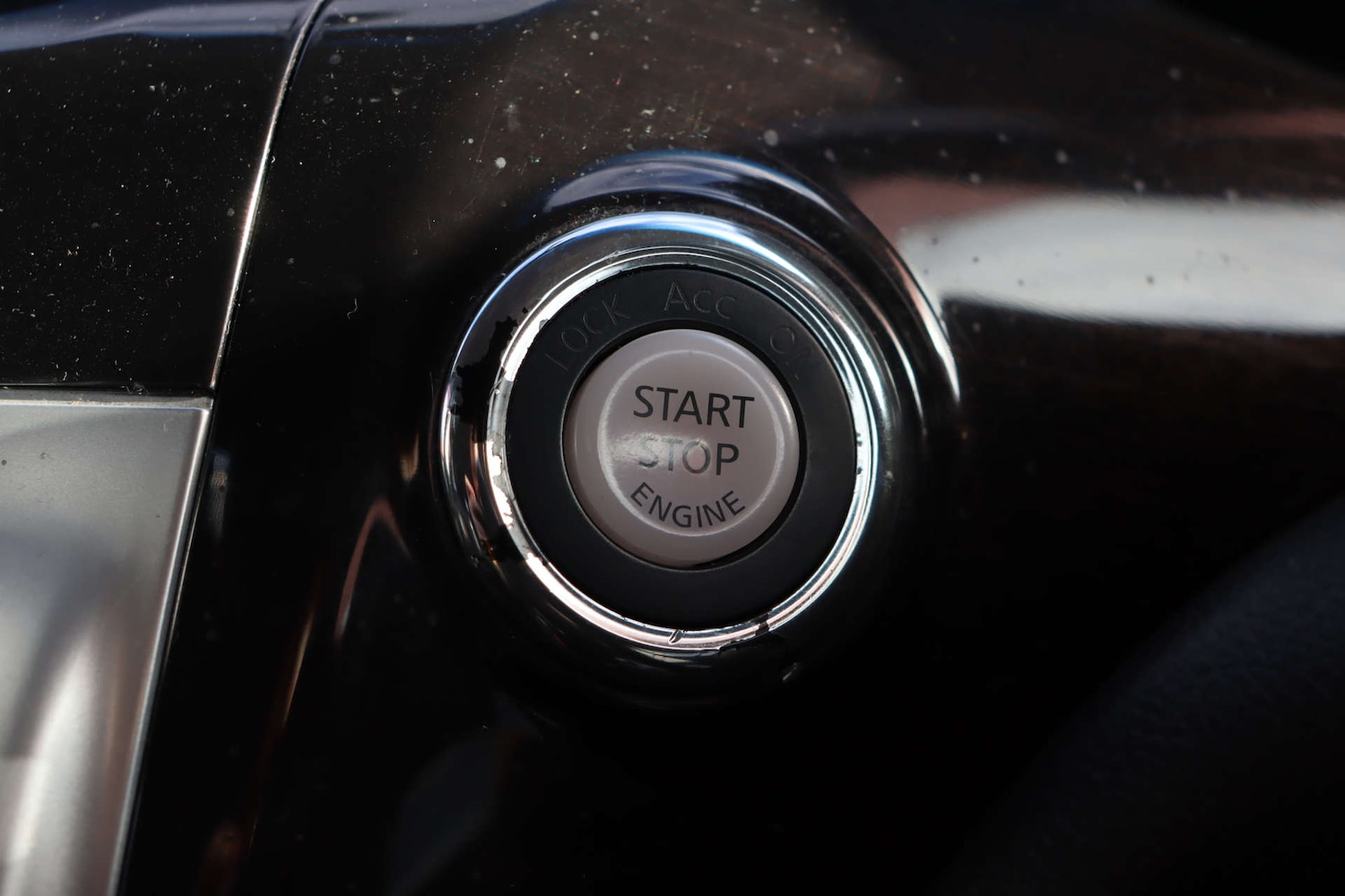 Used Nissan Elgrand 2023 for sale - 77554952: Photo 23